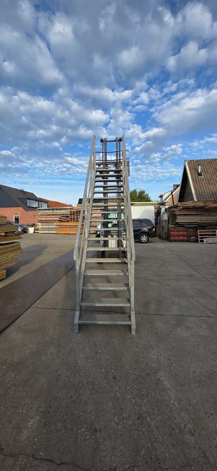 Gegalvaniseerde Buitentrap | Armleuningen | 330 cm Hoogte, Gebruikt, Trap, Onbekend, Ophalen of Verzenden