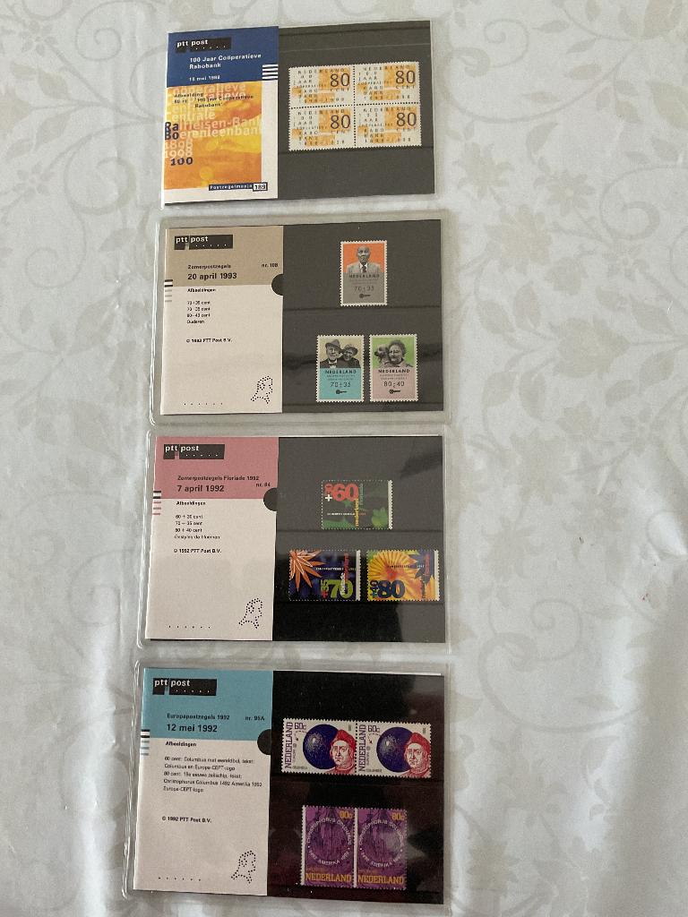 Postzegel mapjes 1992,1993, 1998, Ophalen of Verzenden, Postfris, Overige thema's