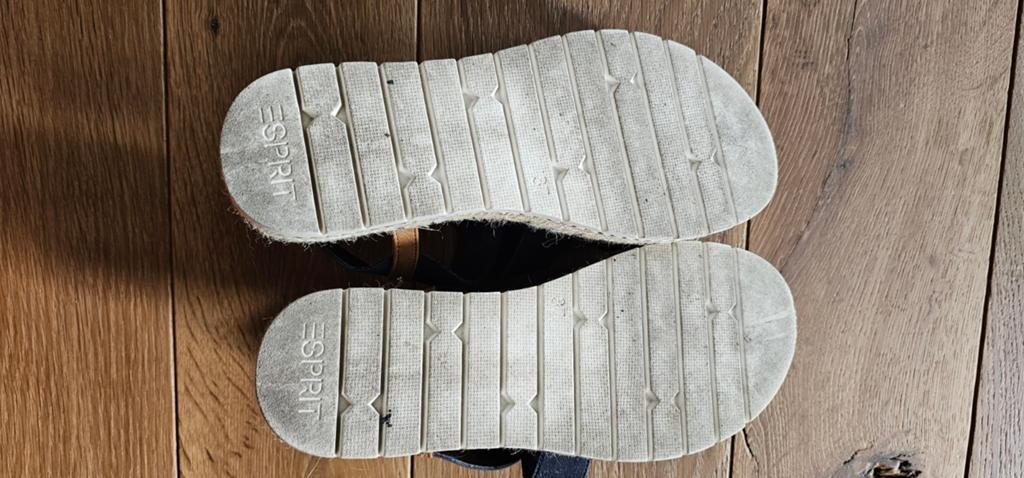 Sportieve sandalen, Ophalen of Verzenden