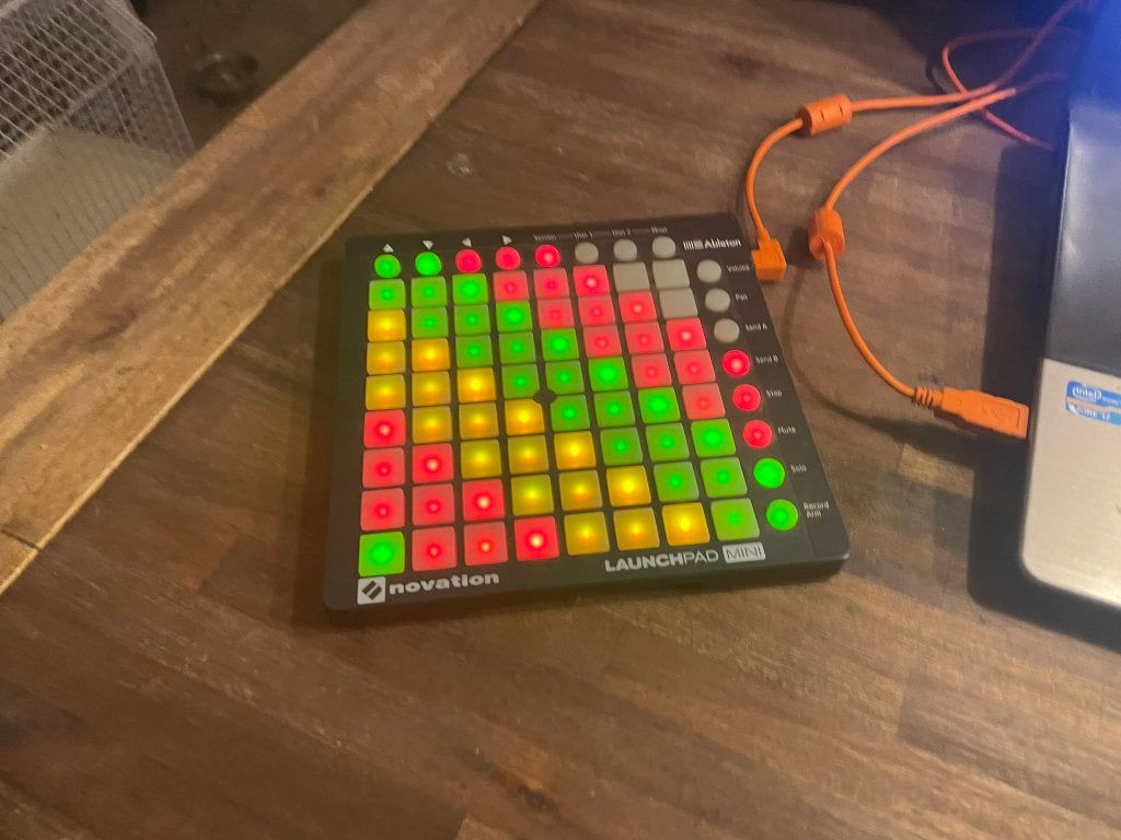 Novation Launchpad mini, Muziek en Instrumenten, Ophalen of Verzenden, Gebruikt