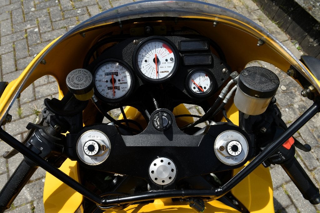 Laverda 668 1996, 2 cilinders, Occasion, Meer dan 35 kW, 668 cc
