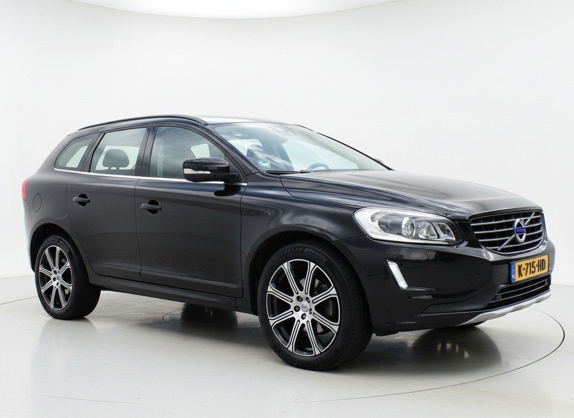 Volvo XC60 2.0 D4 FWD Summum Automaat/Leer/Camera!, Auto's, Euro 6, 1969 cc, Zwart, Leder