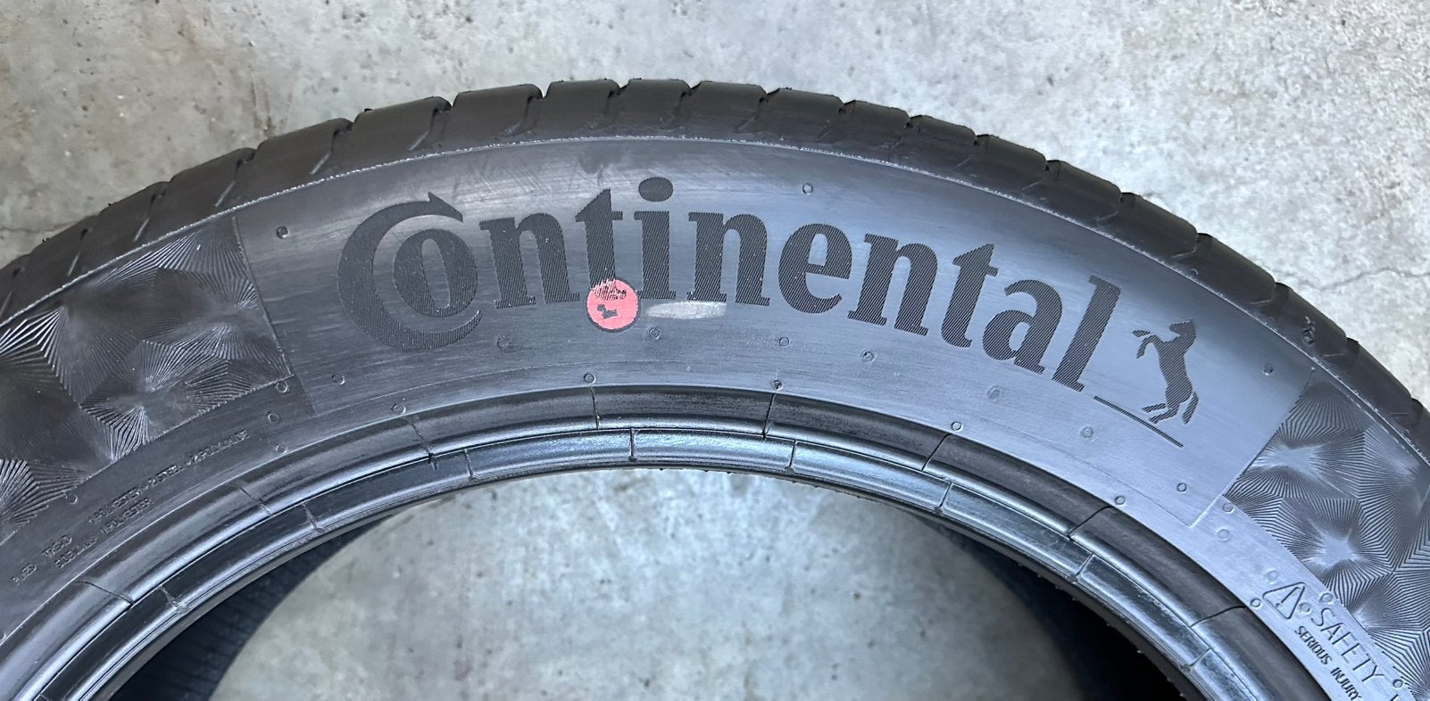 4 Stuks Continental 225 55 19 Zomerbanden Inclusief Montage, Auto-onderdelen, Banden en Velgen, 19 inch, Ophalen of Verzenden
