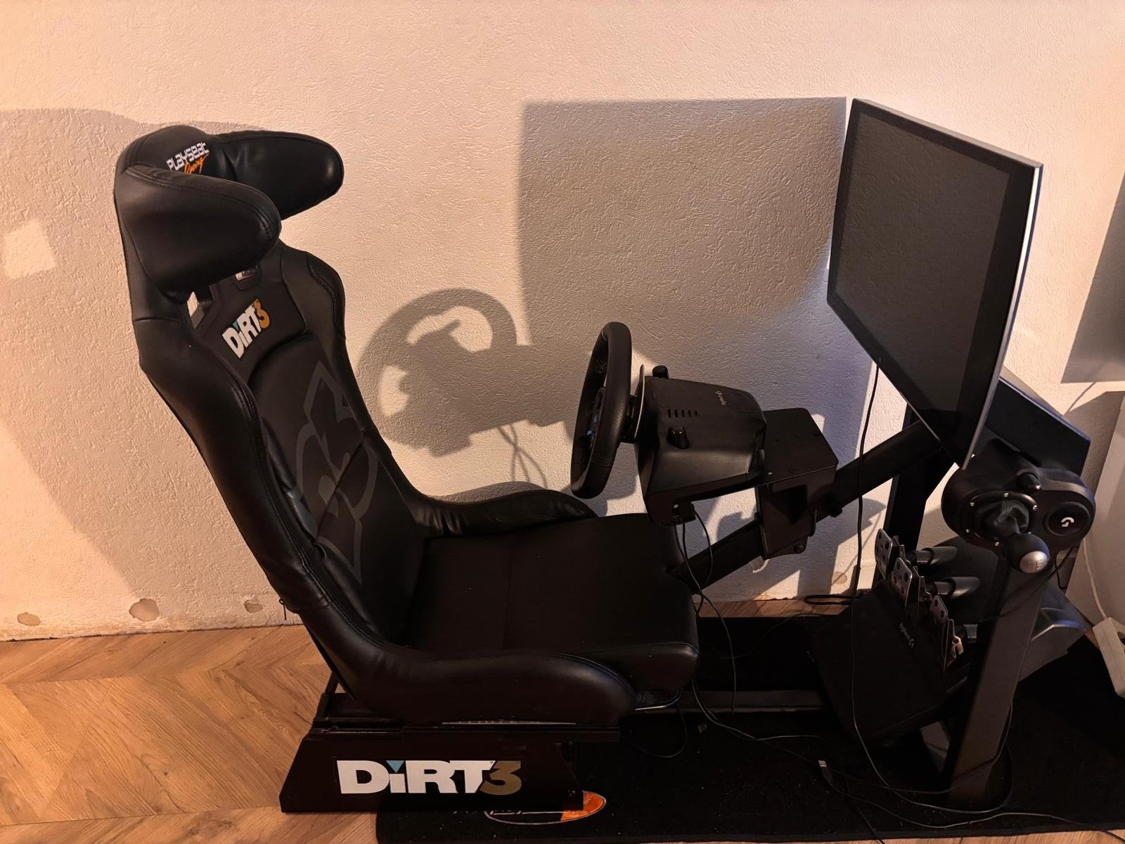 Complete Logitech G29 Sim Racing Cockpit + Monitor
Te koop, Ophalen of Verzenden, Zo goed als nieuw, PlayStation 1