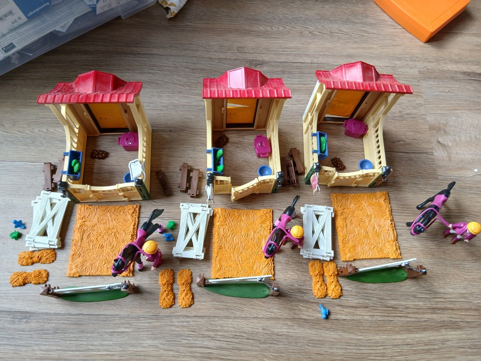 Playmobil country 6934 Paardenstallen Set met Accessoires, Ophalen of Verzenden, Gebruikt, Jongen of Meisje