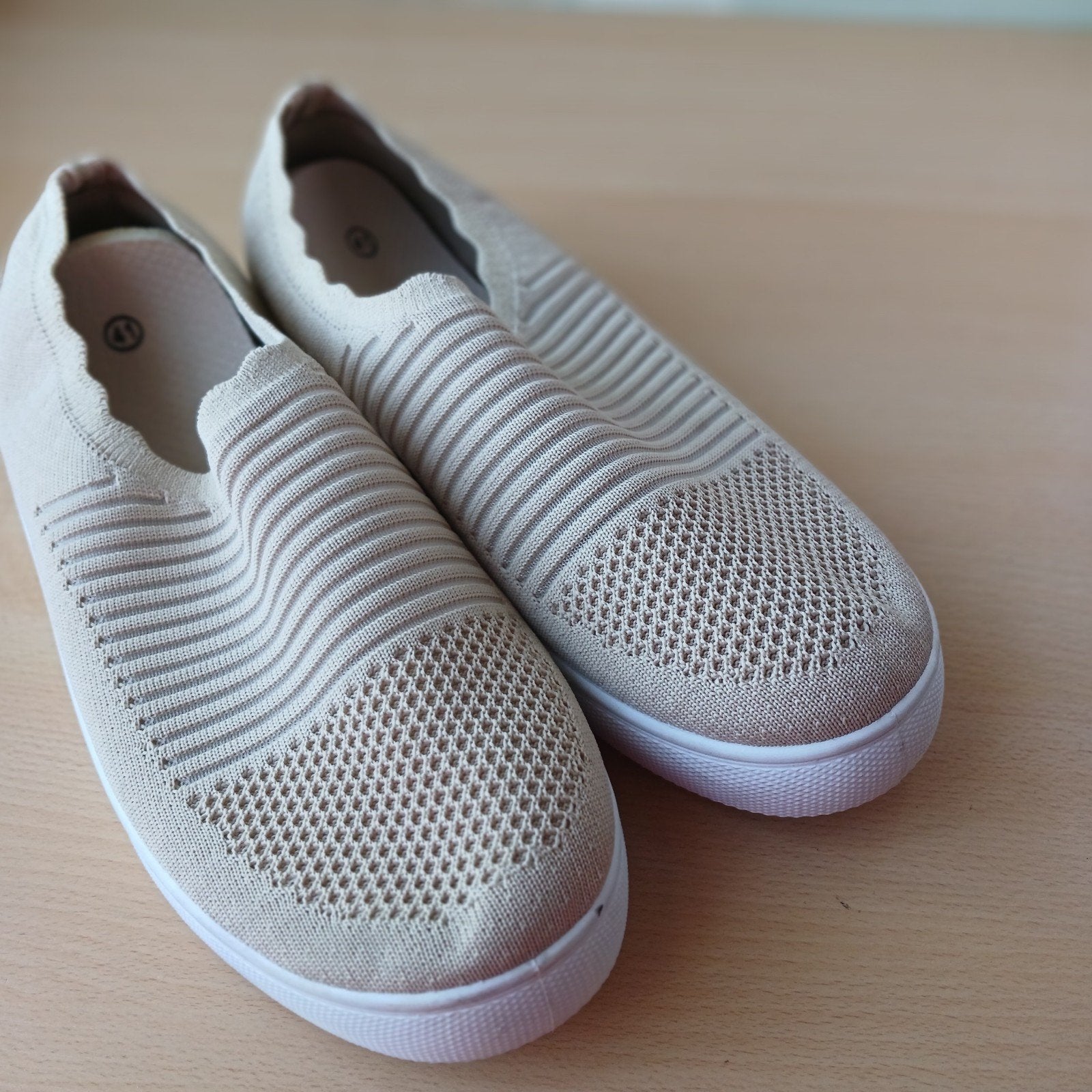 Licht Rose schoenen nieuw, Ophalen of Verzenden, Nieuw, Roze, Sneakers of Gympen