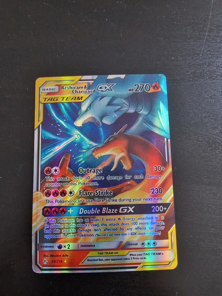Reshiram & Charizard GX TAG TEAM Pokémon Kaart 20/214, Ophalen of Verzenden, Zo goed als nieuw, Losse kaart, Foil