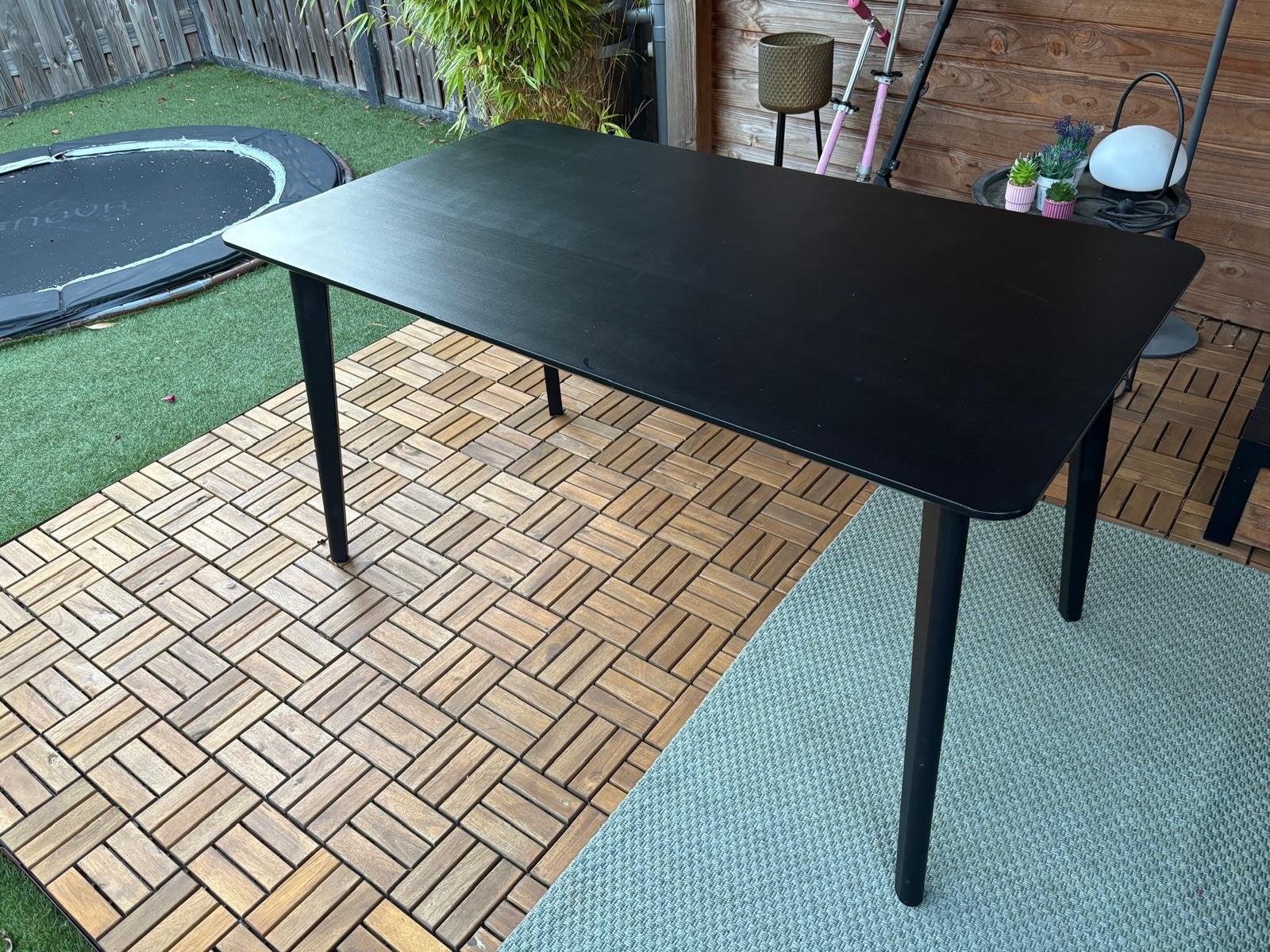 IKEA Lisabo Eettafel - Zwart, Modern Design, Huis en Inrichting, Tafels | Eettafels, Gebruikt, 50 tot 100 cm, 100 tot 150 cm, Vier personen
