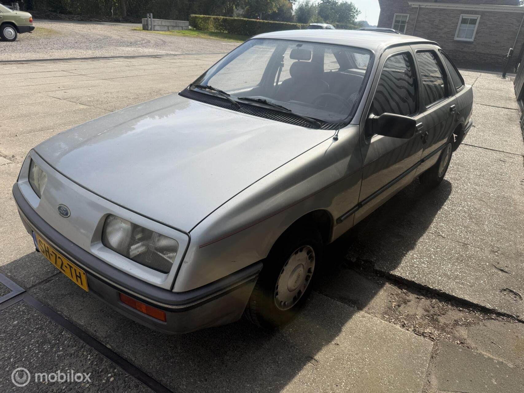 Ford Sierra 1.8 GL Automaat 1e eigenaar, foto 2