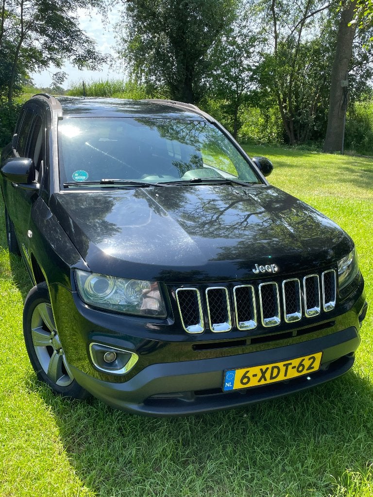 Jeep Compass 2.0 16v 156pk North Business Edition, 1998 cc, 450 kg, Zwart, Handgeschakeld