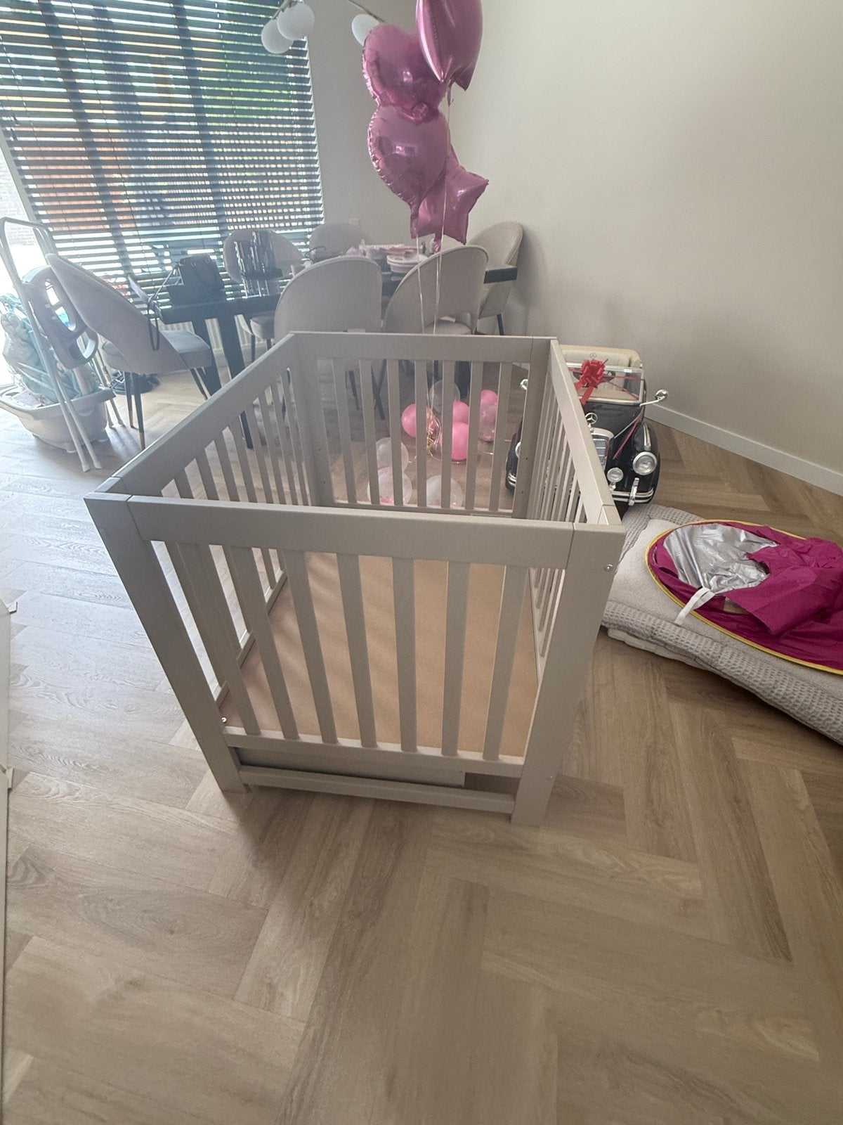 Baby Box met lade, Ophalen, Zo goed als nieuw, Rechthoekig, In hoogte verstelbaar