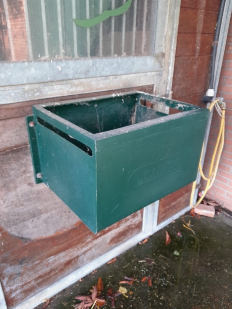 Voerbakken Paarden, Dieren en Toebehoren, Ophalen, Gebruikt, Voerbak/-ton