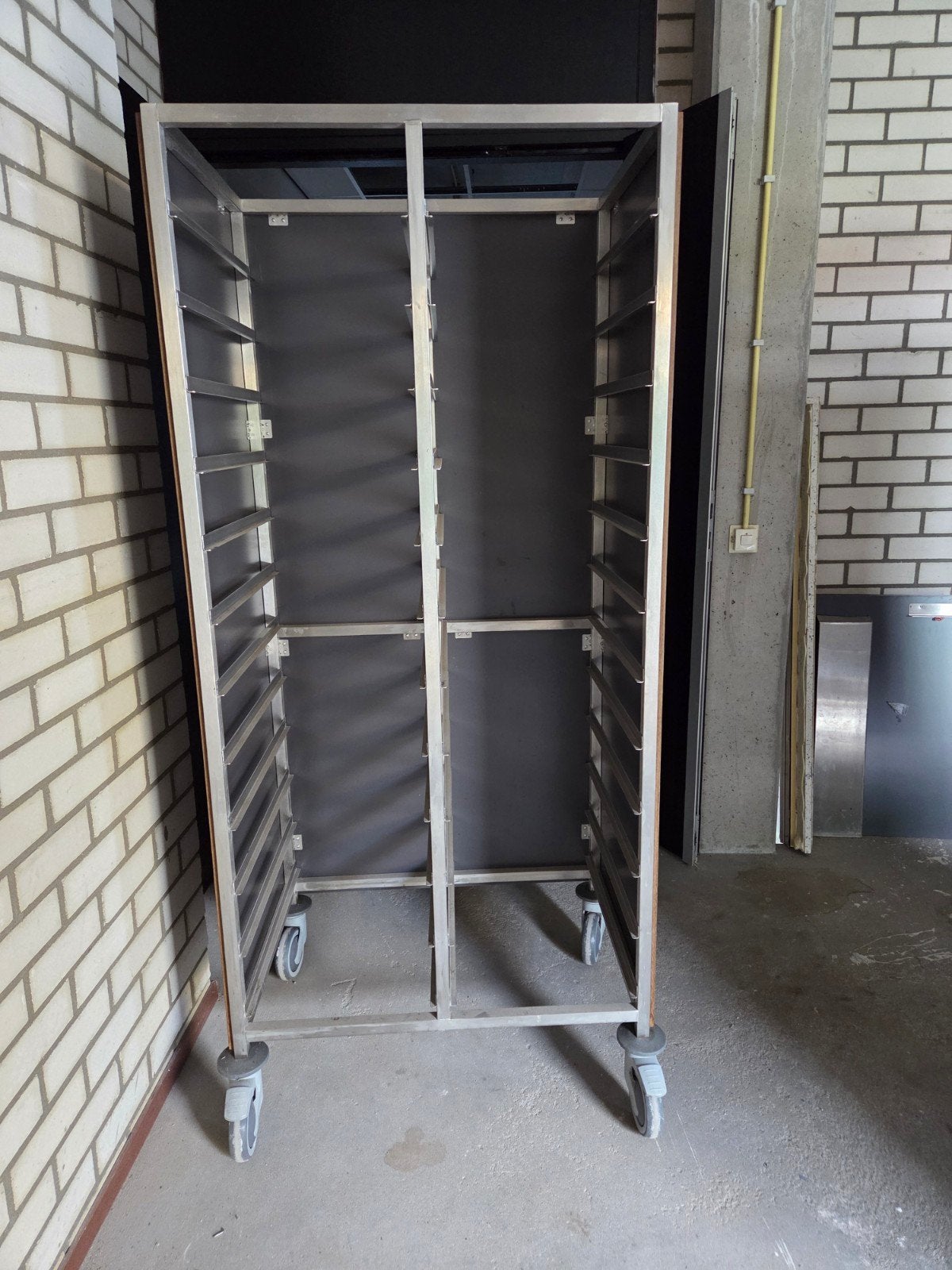 Dienblad afruim wagen 2 stuks, Ophalen