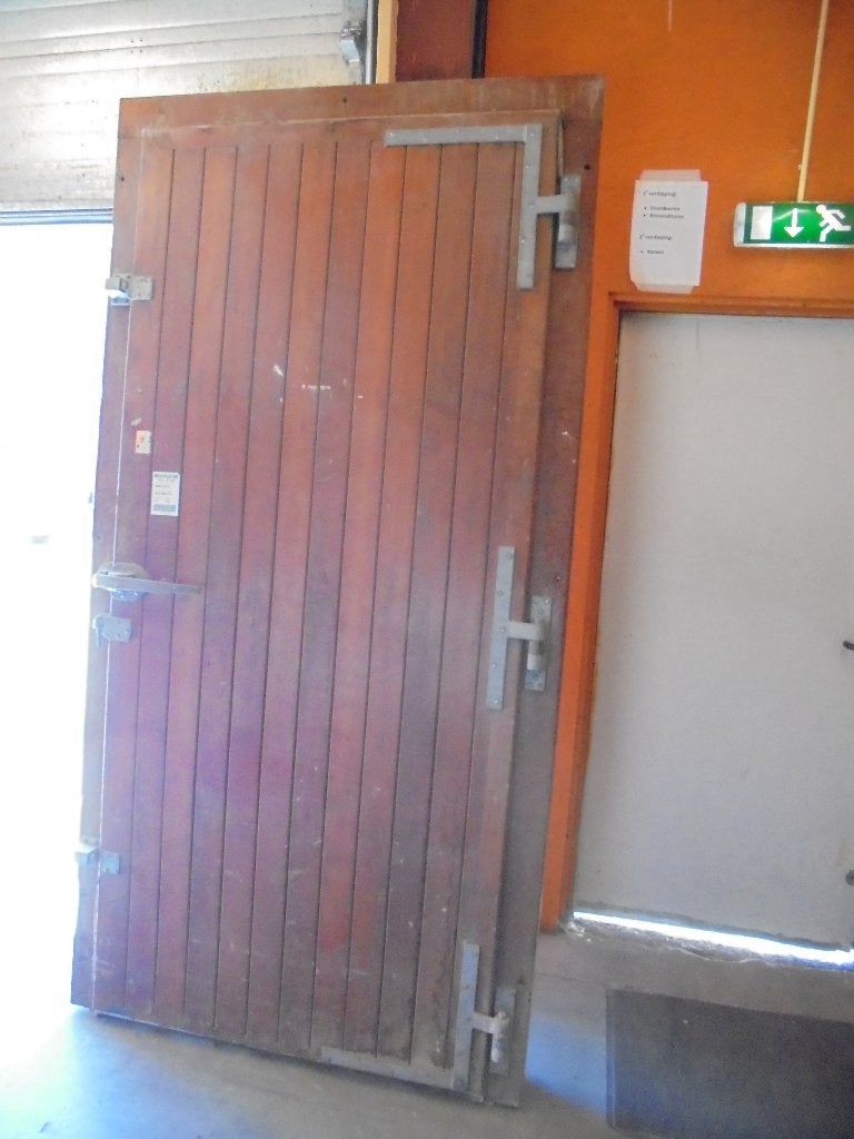 Grote blinde buitendeur met kozijn (nr. HG150A), Doe-het-zelf en Verbouw, Deuren en Horren, 215 cm of meer, Hout, Ophalen, 100 tot 120 cm