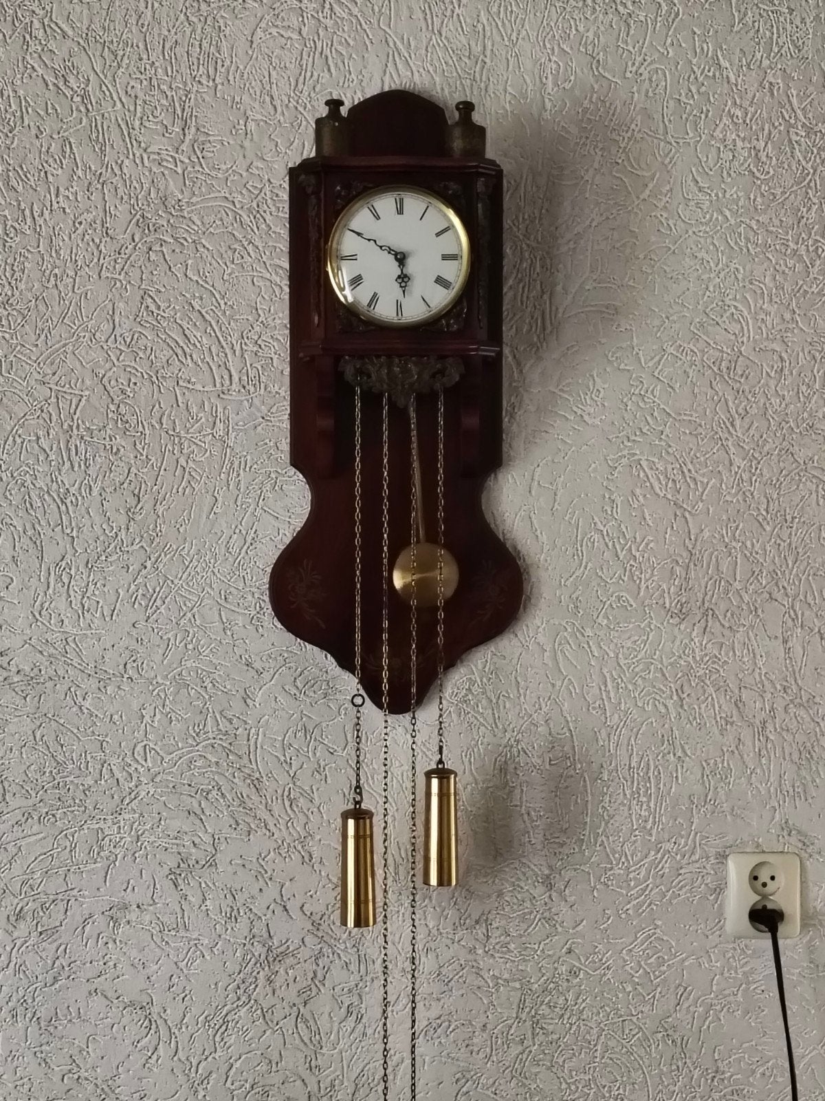 Klassieke wandklok, Ophalen