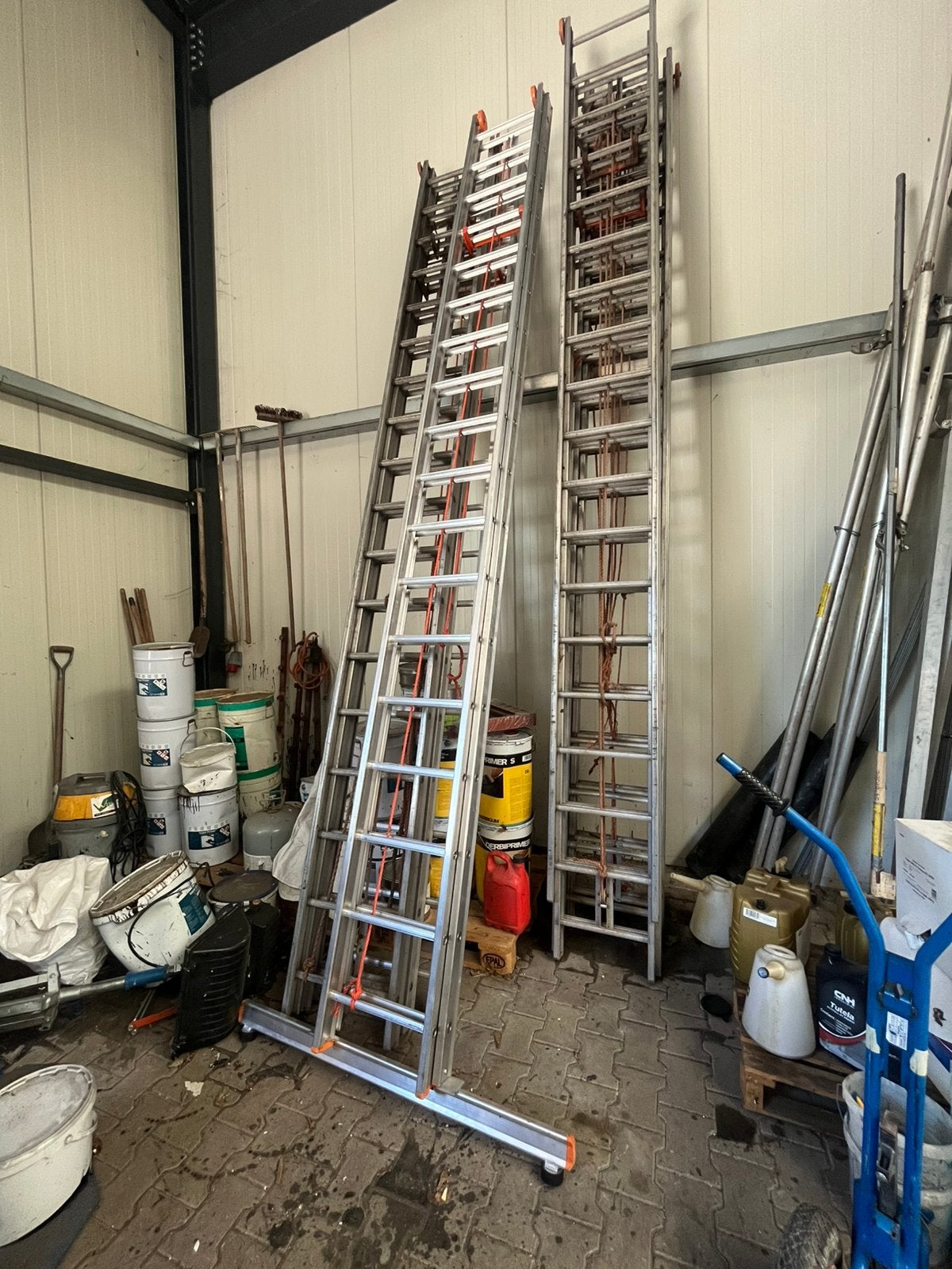 Te koop aangeboden ladders, Doe-het-zelf en Verbouw, Ladders en Trappen, Ophalen, Zo goed als nieuw, 4 meter of meer