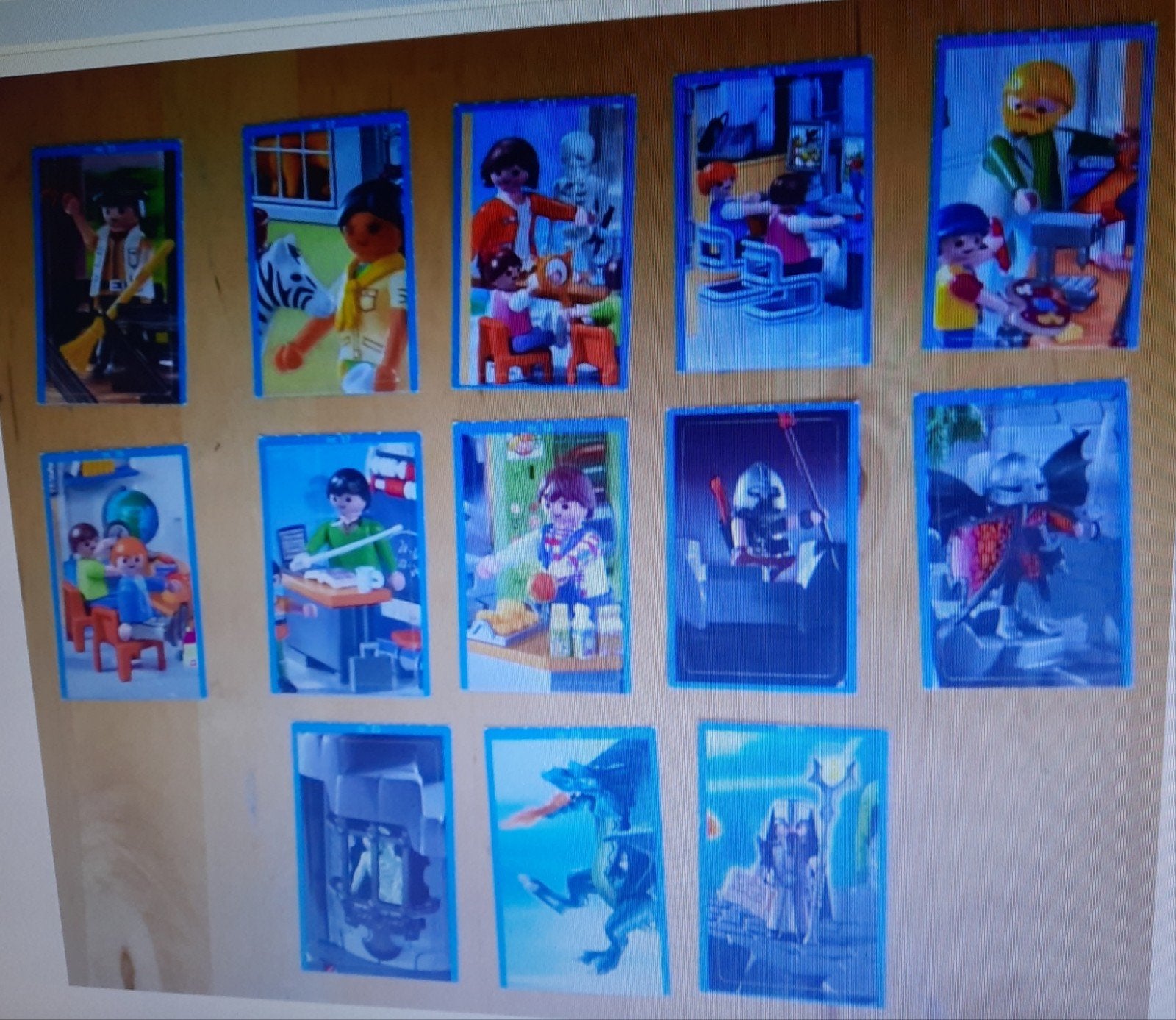 13 PLAYMOBIL STICKERS - EMTE, Ophalen of Verzenden, Zo goed als nieuw