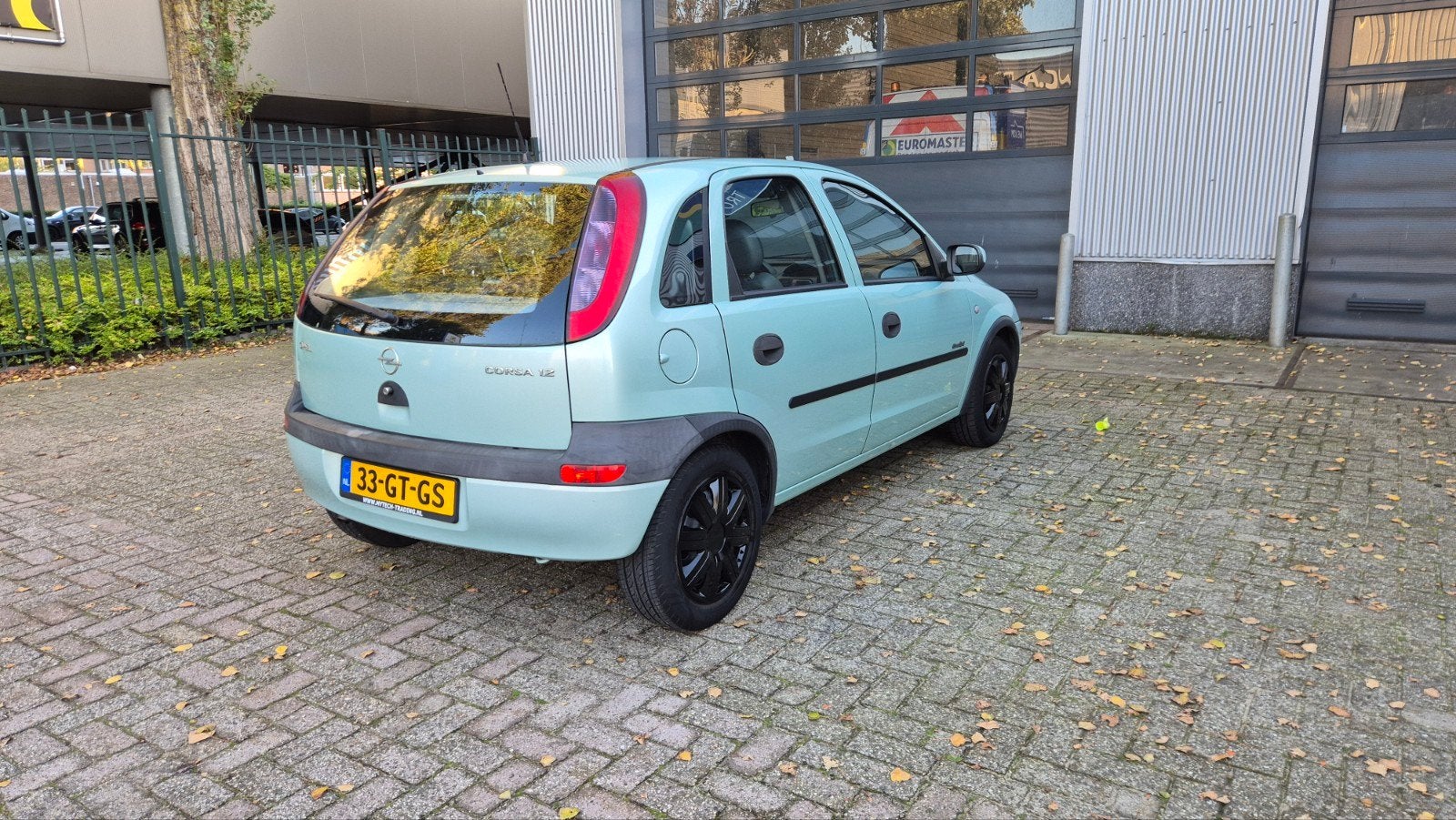 Foto 19 van Opel Corsa 1.2 5D AUTOMAAT | NIEUWE APK | DISTRIBUTIE VV