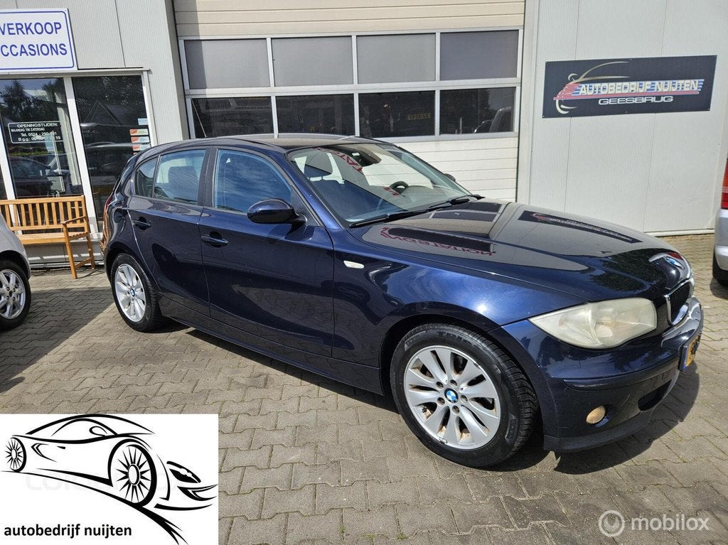 BMW 1-serie 118i High Executive 5-DEURS, Auto's, BMW, 1-Serie, Achterwielaandrijving, 1225 kg, 4 cilinders