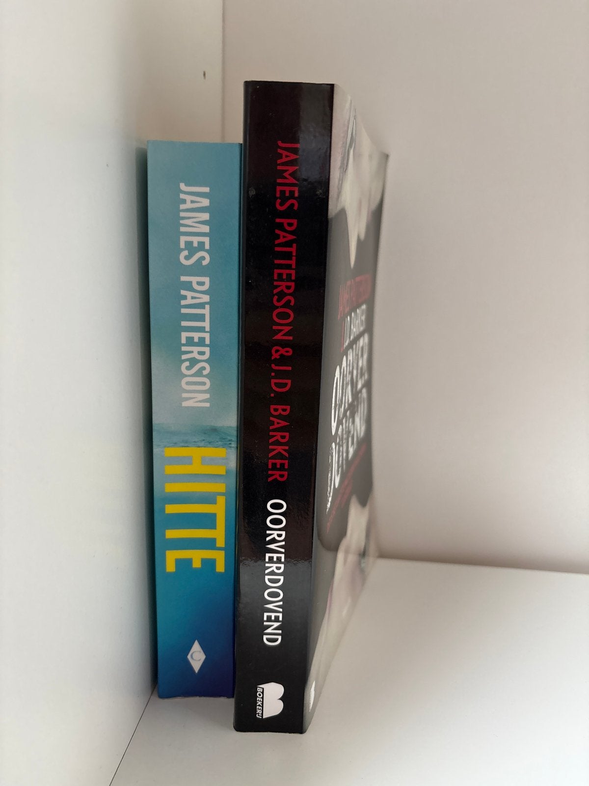 James Patterson Boeken: Hitte & Oorverdovend Thrillerset, Ophalen of Verzenden, Gelezen, Nederland
