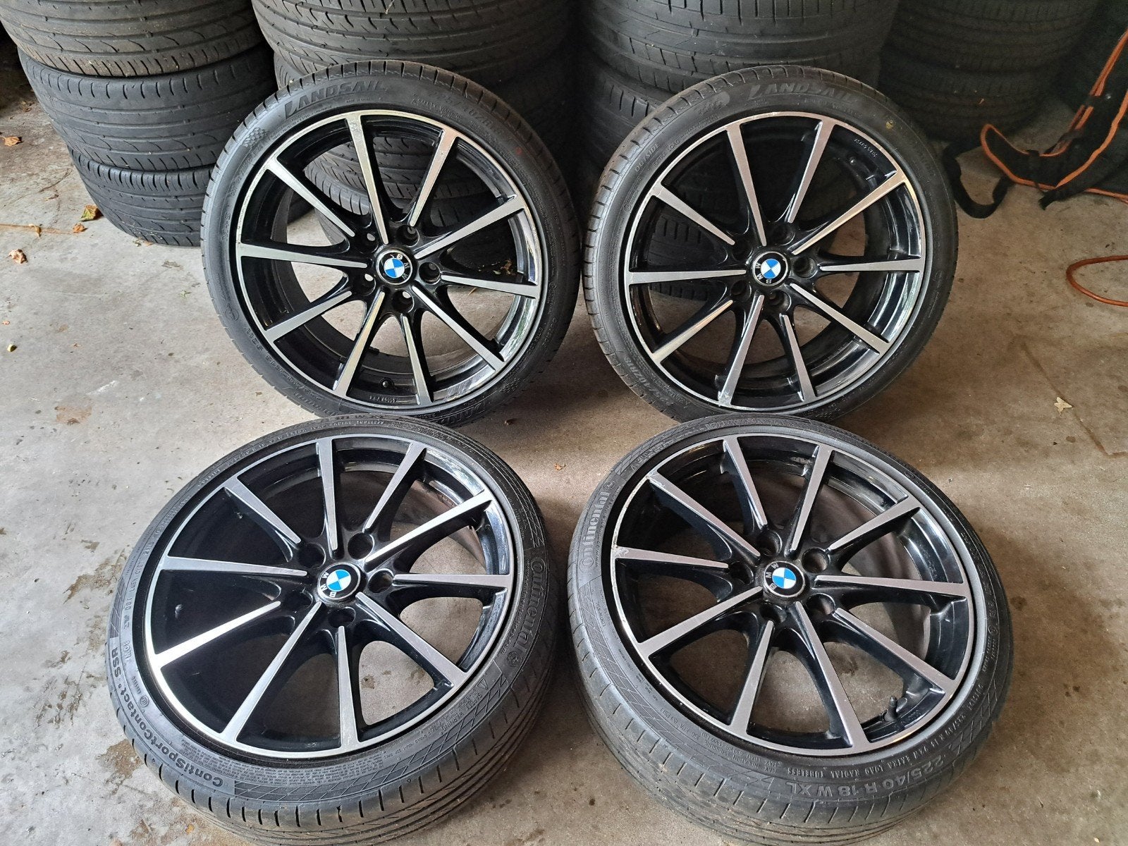 BMW 18 inch Sportvelgen met zomerbanden - 225/40ZR18, Auto-onderdelen, Ophalen, 18 inch, Gebruikt, Banden en Velgen