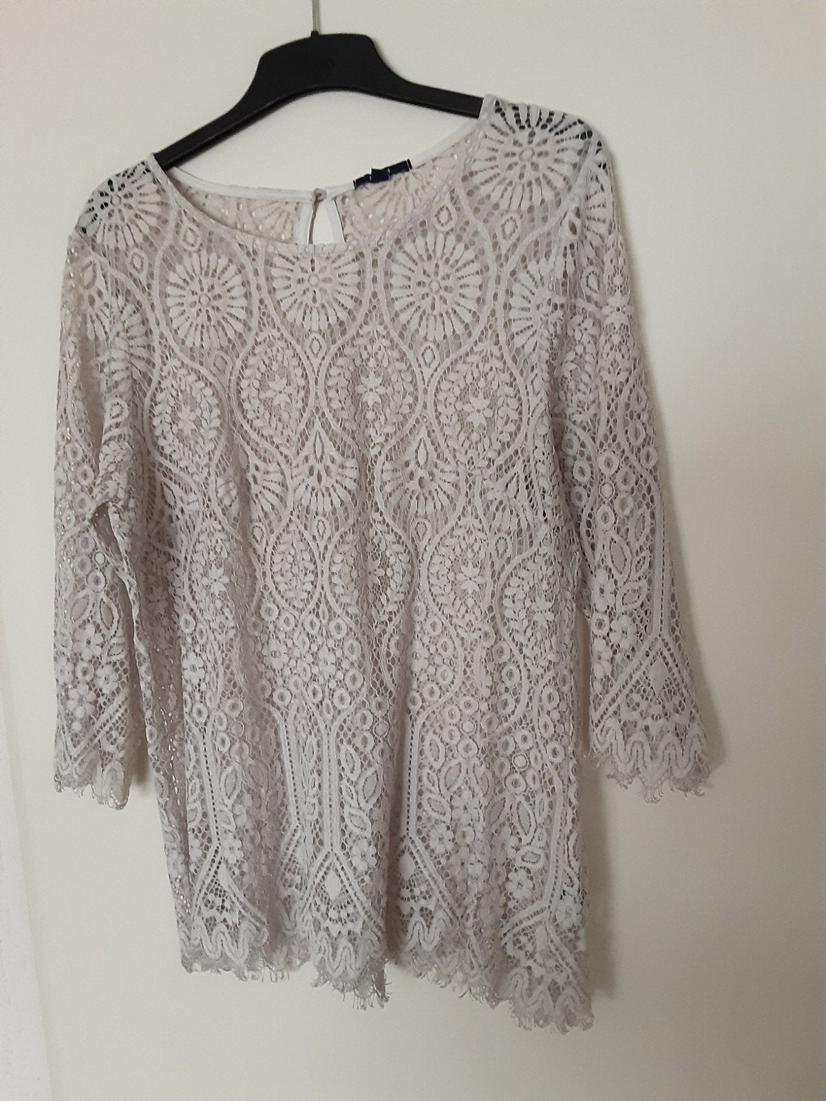Leuke kanten blouse/Top van Kiabi maat 44/46, Beige, Maat 46/48 (XL) of groter, Ophalen of Verzenden, Zo goed als nieuw