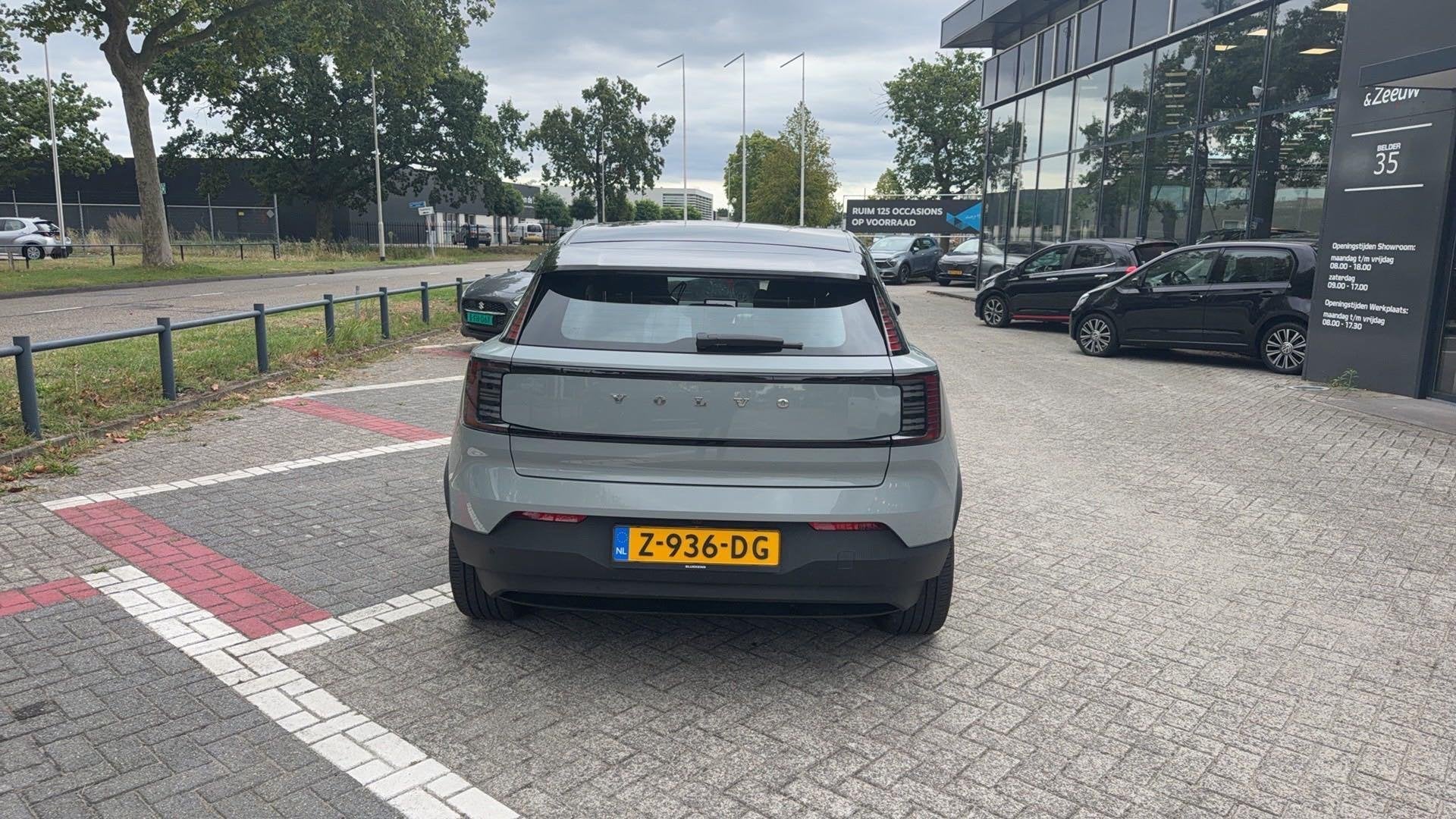 Volvo EX30 Single Motor Extended Range Plus 69 kWh, Automaat, 476 km, Achterwielaandrijving, Gebruikt