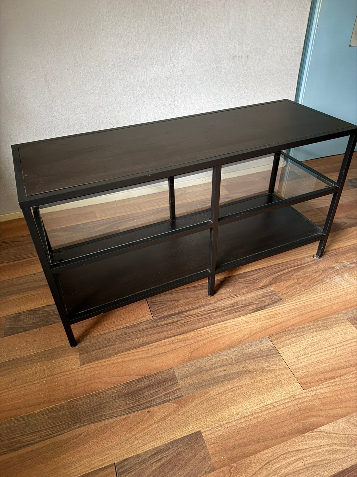 TV meubel hout met glazen plank en ijzer frame, Huis en Inrichting, Ophalen, 50 tot 100 cm, Zo goed als nieuw, Minder dan 100 cm