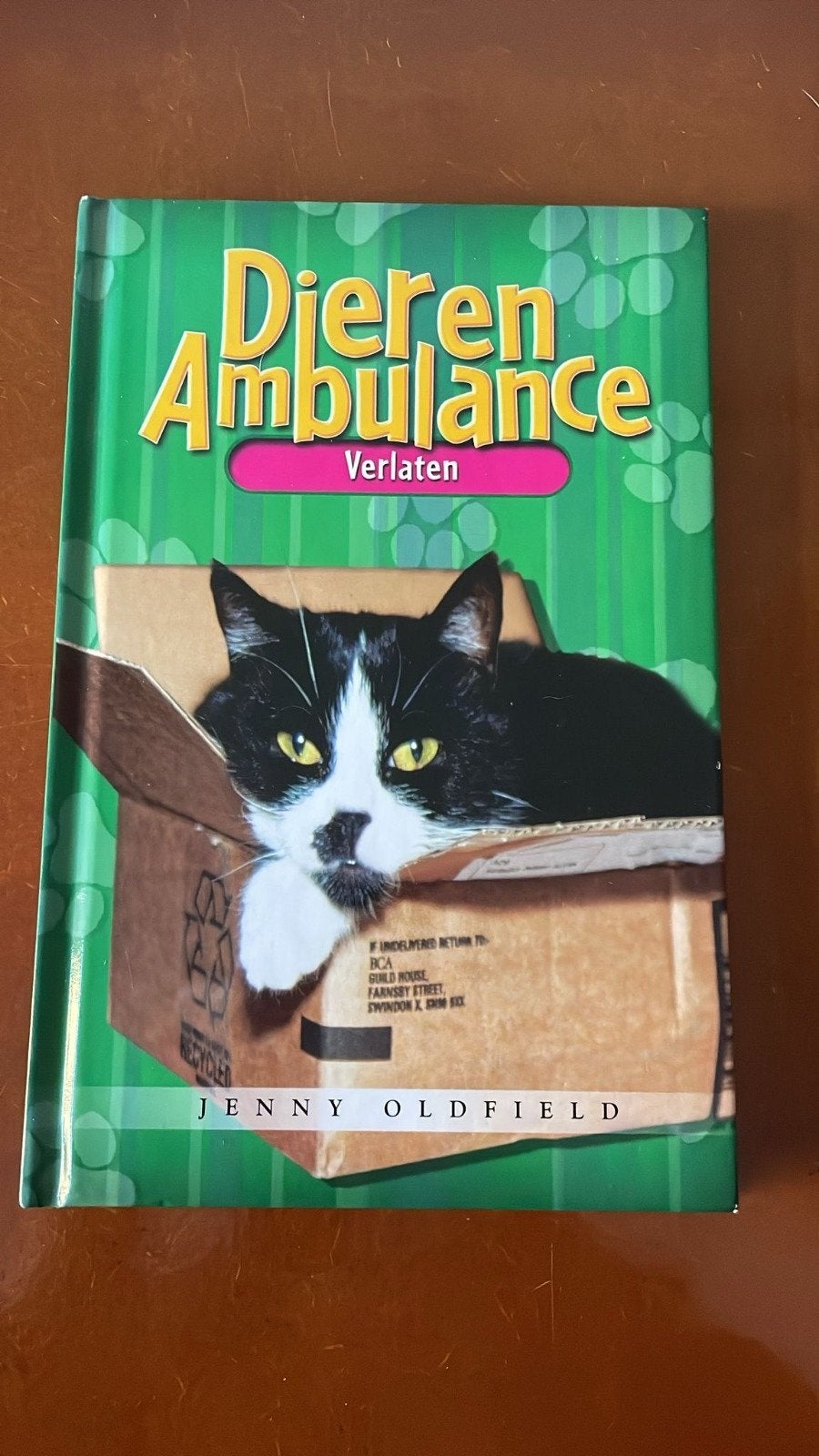 Dierenambulance: Verlaten - Jenny Oldfield (Kinderboek), Ophalen, Zo goed als nieuw, Fictie