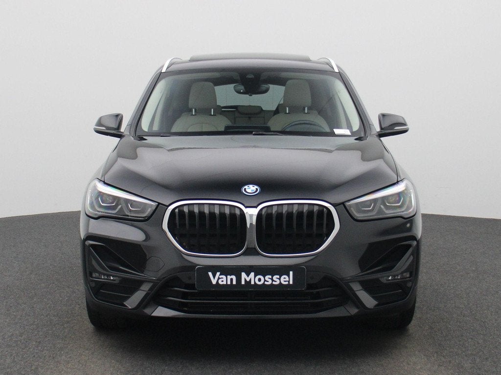 BMW X1 xDrive25e (162 kW) | WORDT VERWACHT | PANORAMADAK | A, Auto's, BMW, 12 maanden, Stof, Gebruikt, 750 kg