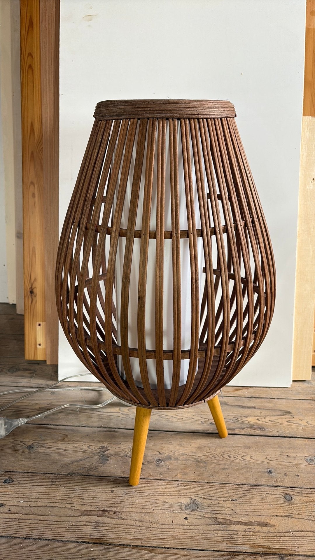 Jysk lamp Dani rotan lamp, Ophalen, Zo goed als nieuw, Rond