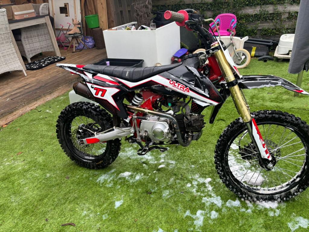 Pitbike ultra 125cc, Ophalen of Verzenden, Zo goed als nieuw, Overige merken