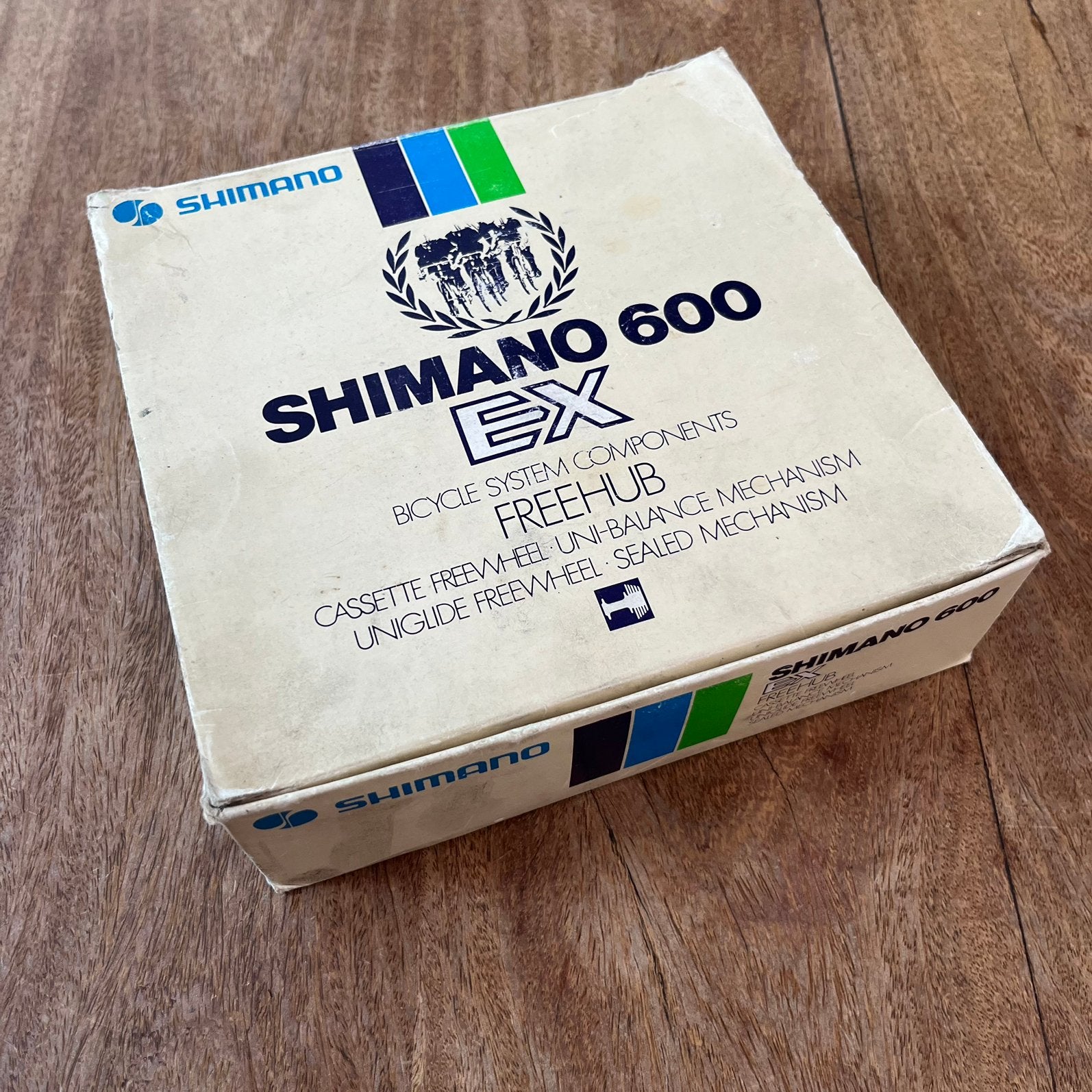 NOS Shimano 600 EX Arabesque naven set 1980, Fietsen en Brommers, Fietsonderdelen, Wiel, Nieuw, Ophalen of Verzenden, Aluminium