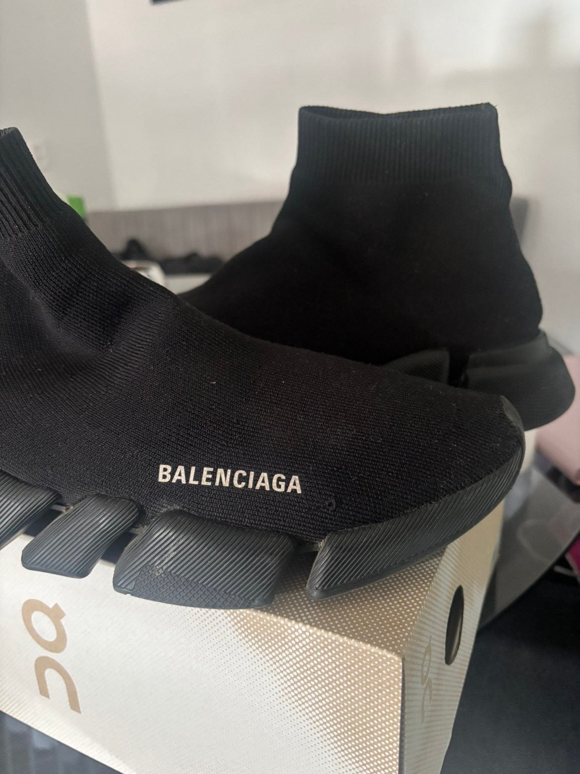 Balenciaga speed runner 2.0 43, Kleding | Heren, Schoenen, Ophalen, Gedragen, Zwart