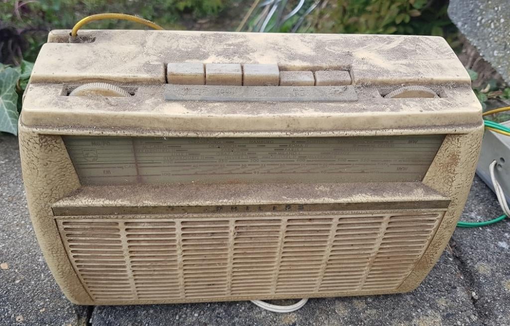 Vintage draagbare radio, Ophalen of Verzenden, Gebruikt, Transistorradio