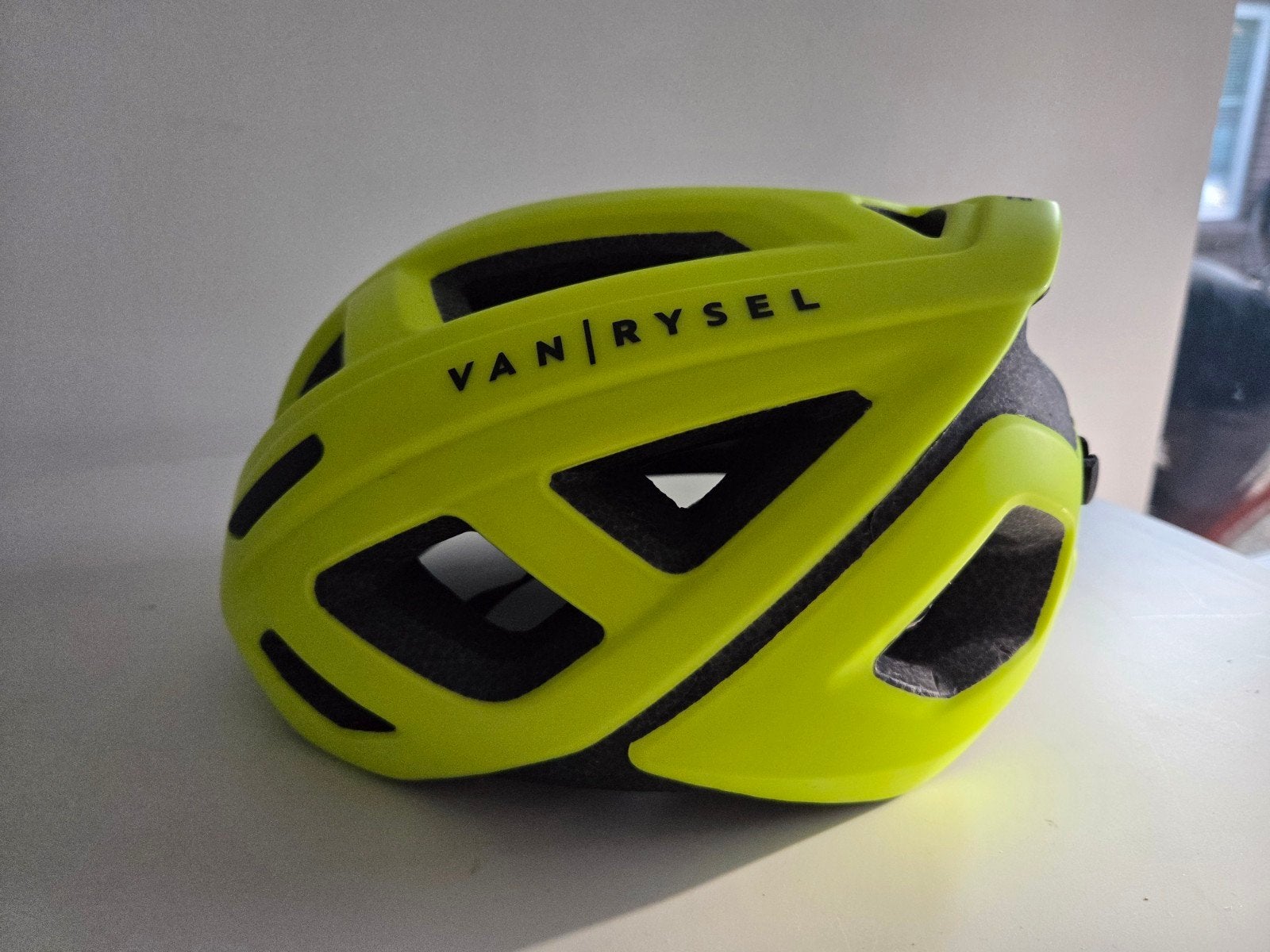 Van Rysel racefietshelm - Maat M (55-59cm), M, Ophalen of Verzenden, Heer of Dame, VAN RYSEL