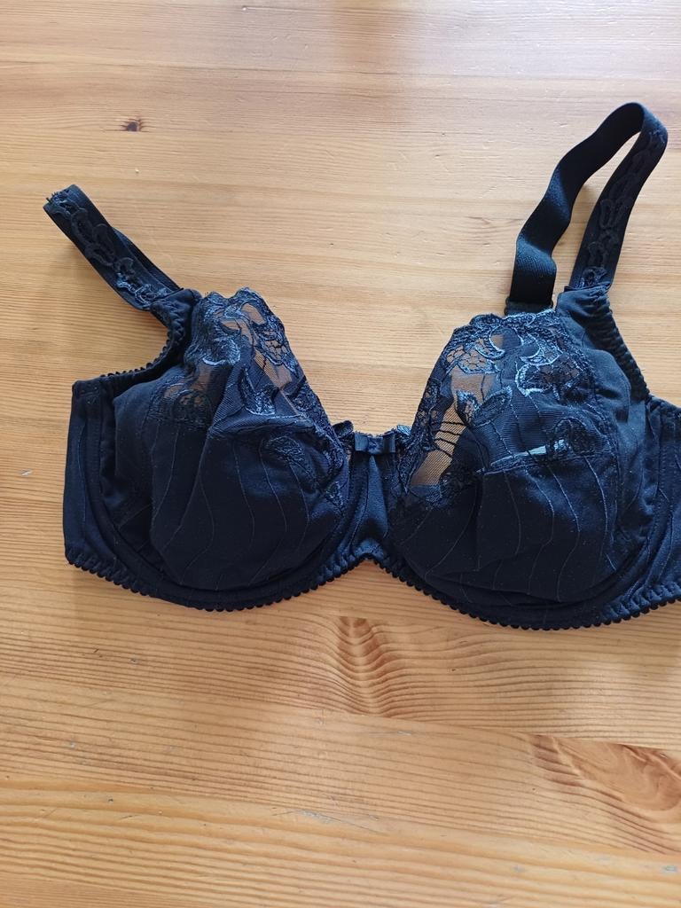 Mooie zwarte Beugel BH PrimaDonna Deauville   maat 85 C, Kleding | Dames, Prima Donna, Ophalen of Verzenden, Zwart, BH