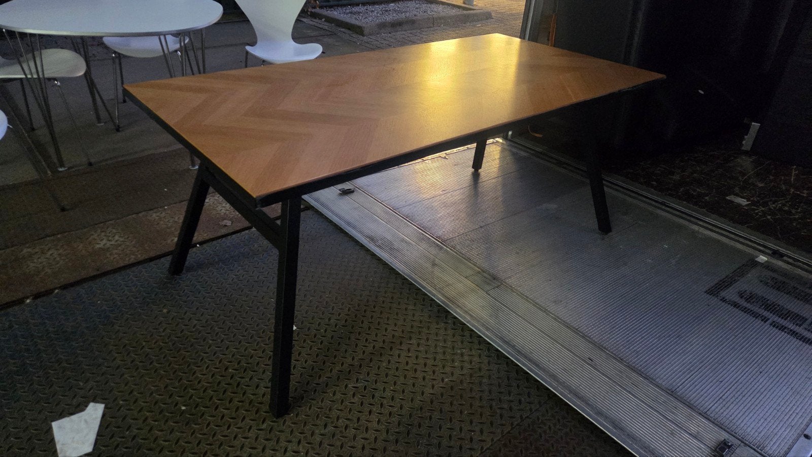 Showroom Model Eettafel - Zeer Goede Staat, Huis en Inrichting, Onbekend, 200 cm of meer, 50 tot 100 cm, Zo goed als nieuw