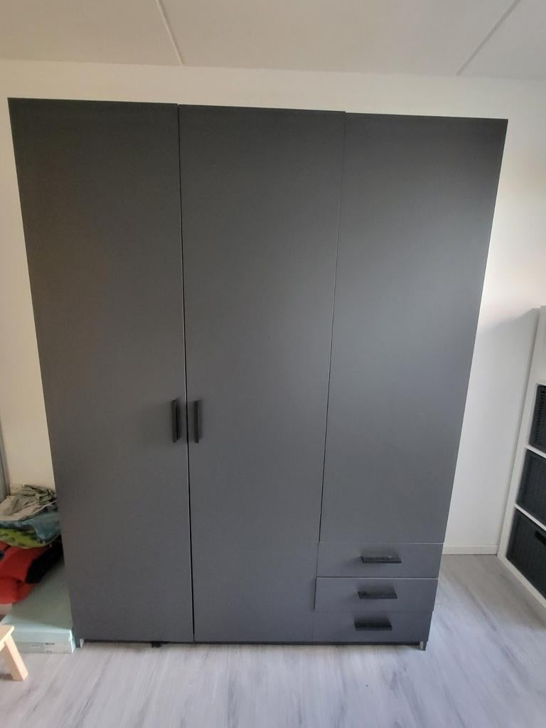 Kledingkast Sprint 3-deurs leenbakker, Huis en Inrichting, Kasten | Kledingkasten, Ophalen, 100 tot 150 cm, 200 cm of meer, Zo goed als nieuw