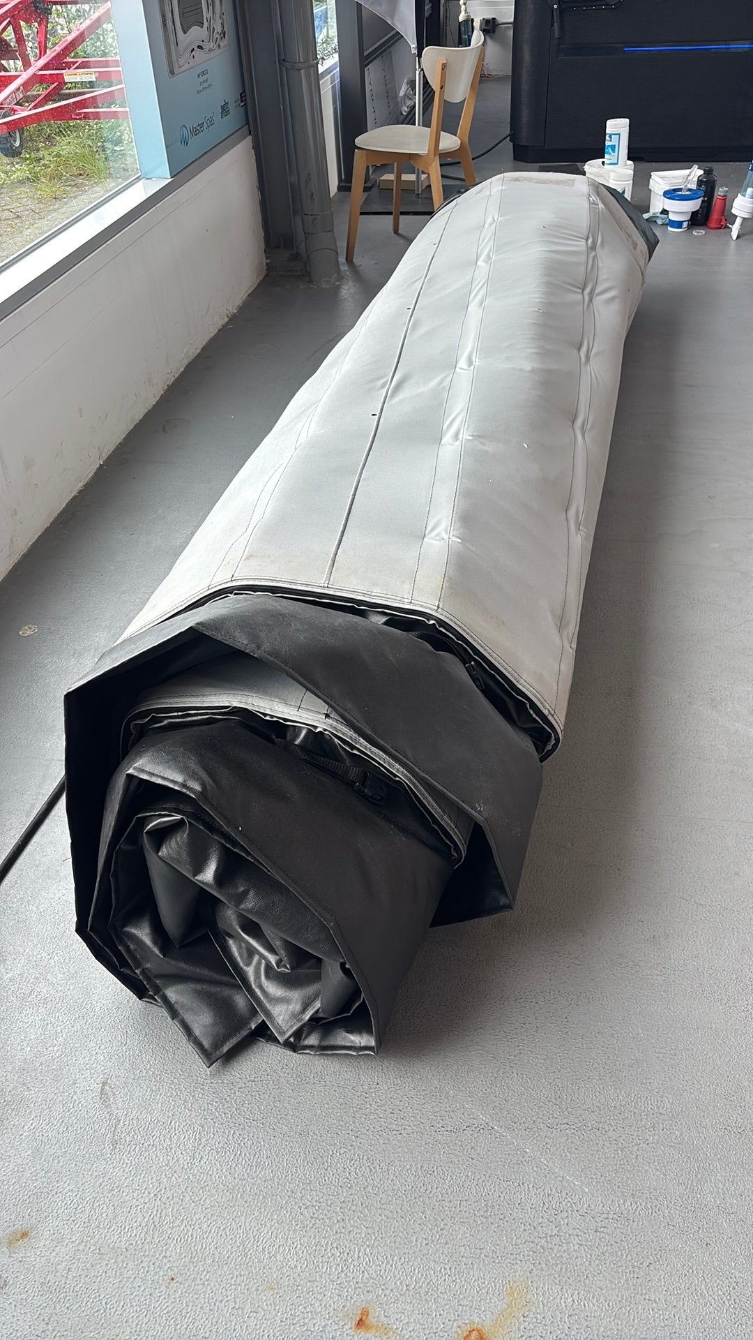 Axis rolcover afdekking voor een zwemspa van 550 x 239, Ophalen, Zo goed als nieuw