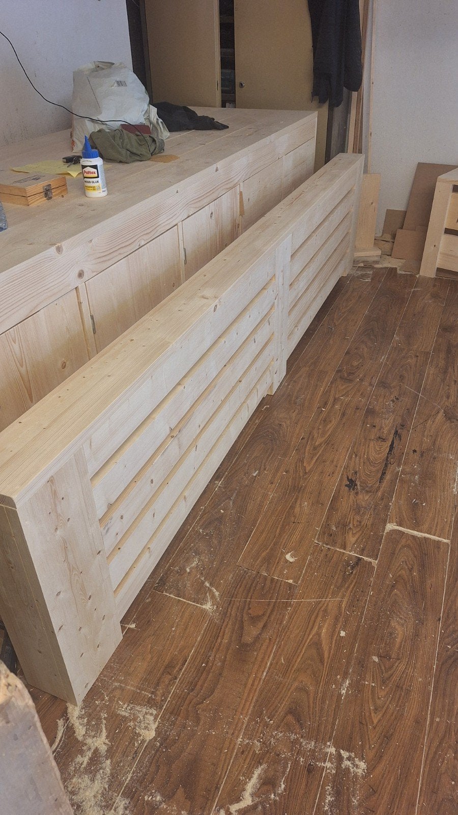 Radiator ombouw van terug gedroogd en geschaafd steigerhout, Ophalen, Nieuw