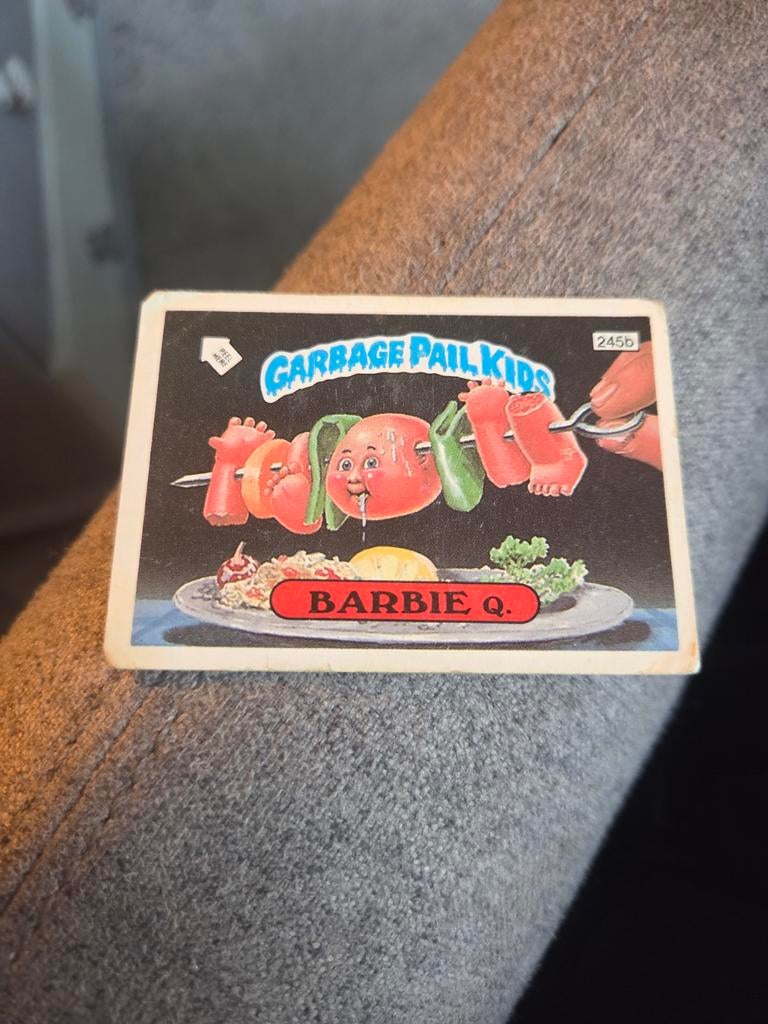 1986 Topps Garbage Pail Kids BARBIE Q. #245b, Ophalen of Verzenden