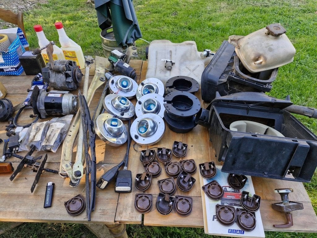 Diverse hobby 600 camper delen Spot handgrepen etc, Verzenden, Gebruikt