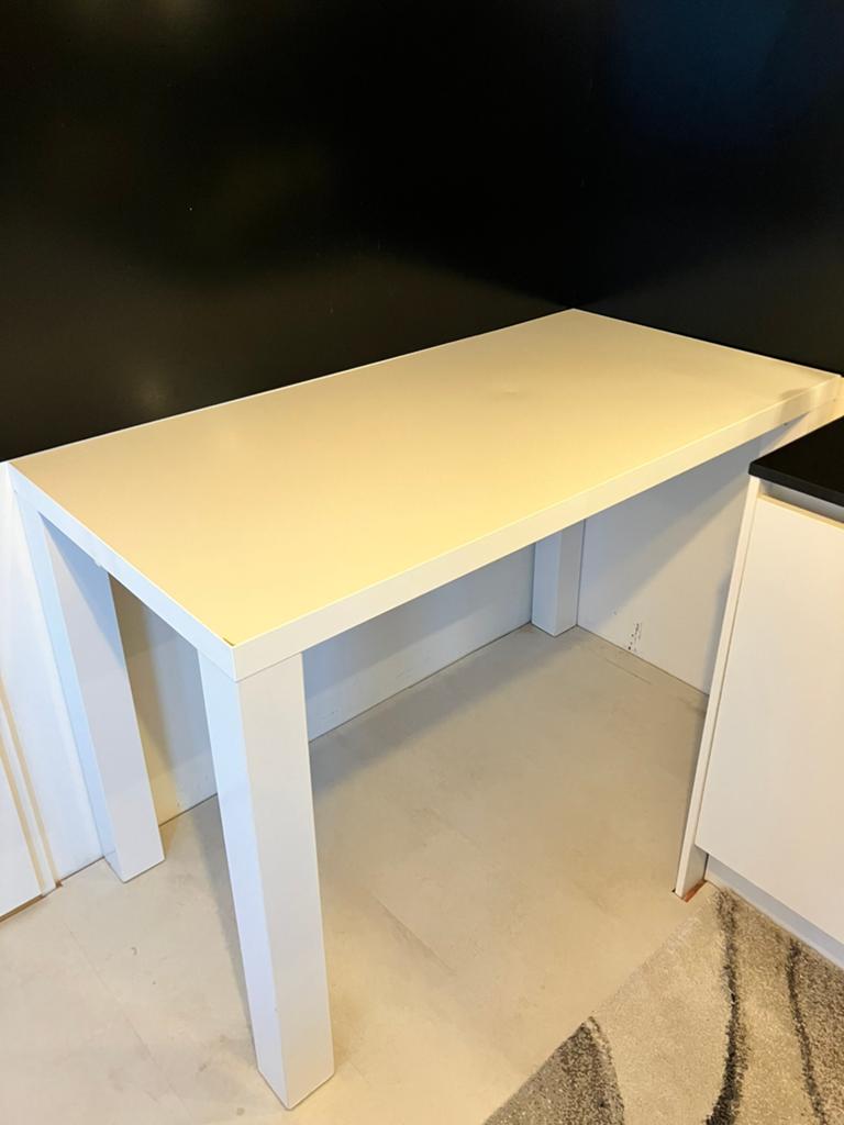 Bartafel Toresund IKEA, Ophalen, Gebruikt