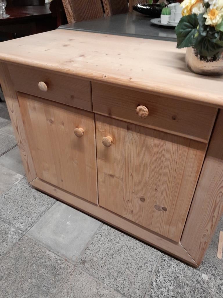 Grenen 2-deurs commode met 2 laden, Ophalen, Gebruikt, Grenenhout