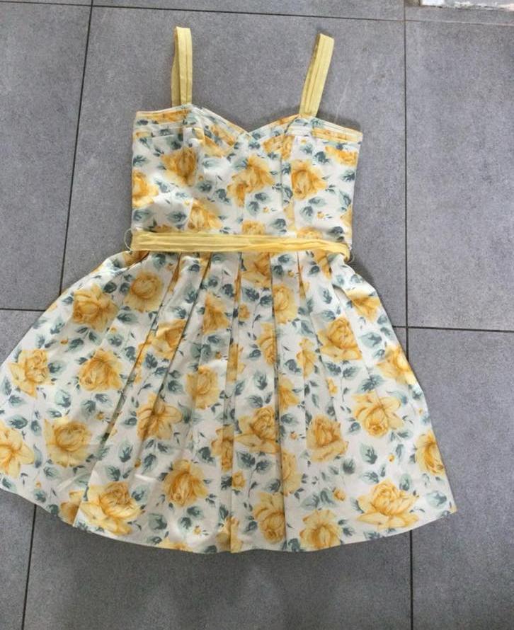 Cocktailjurk maat 40, Kleding | Dames, Maat 38/40 (M), Geel, Ophalen of Verzenden, Zo goed als nieuw