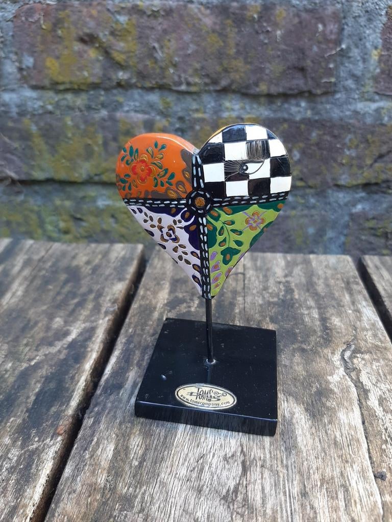 Toms Drag Hart Beeldje - Kleurrijk & Uniek Decoratie, Ophalen of Verzenden