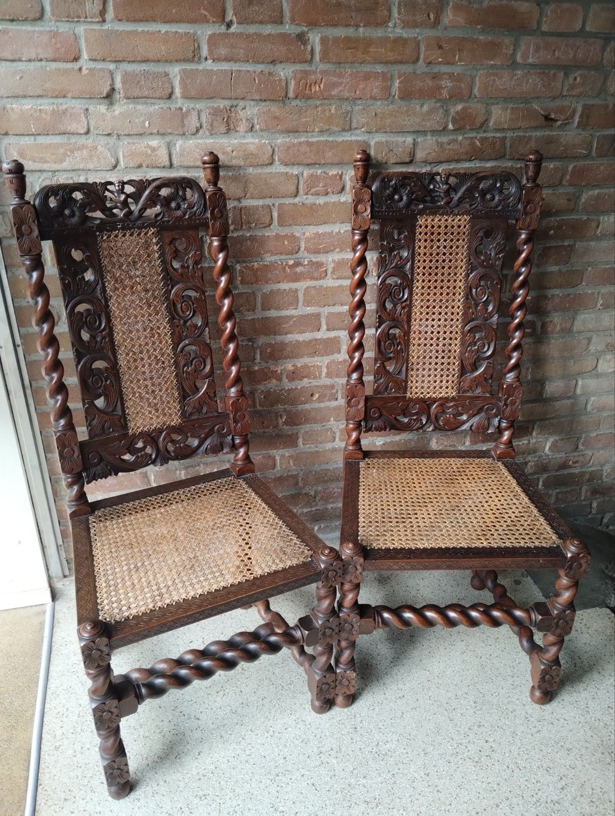 Antieke Barley Twist en cane stoelen, Ophalen