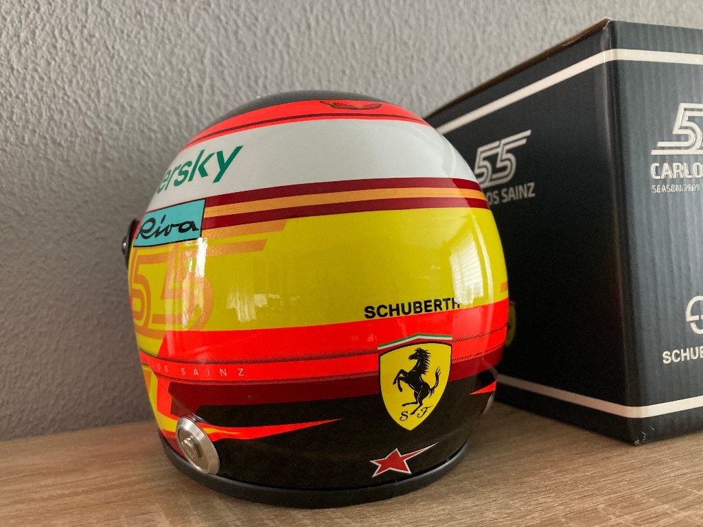 Carlos Sainz 1:2 helm 2021 Schuberth Ferrari Formule 1, Ophalen of Verzenden, Nieuw, Formule 1
