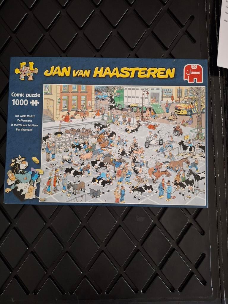 Jan van Haasteren De Veemarkt 1000 stukjes puzzel, Ophalen, 500 t/m 1500 stukjes, Zo goed als nieuw, Legpuzzel